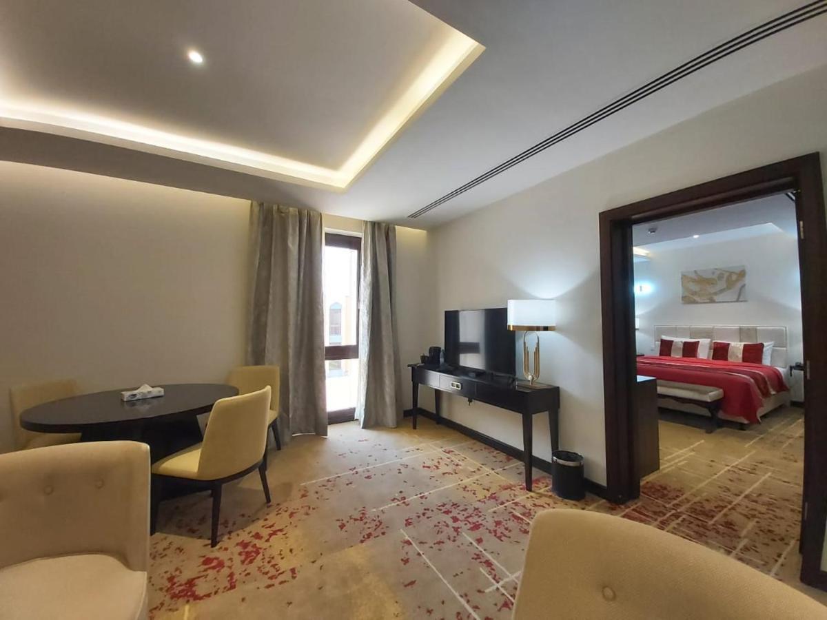 Basrah International Airport Hotel ภายนอก รูปภาพ