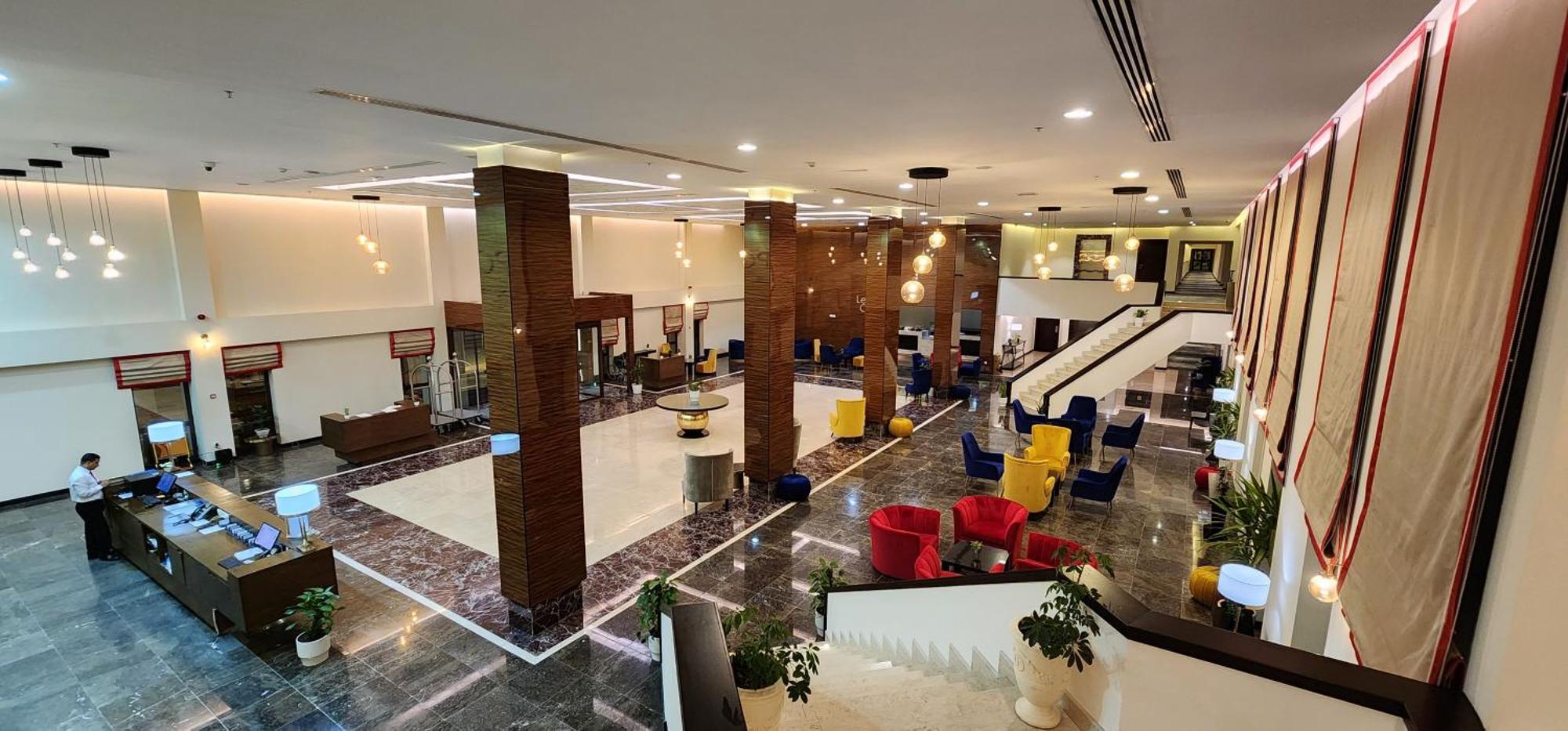Basrah International Airport Hotel ภายนอก รูปภาพ